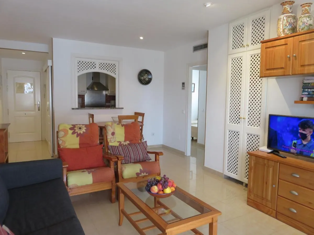Apartamentos Las Brisas 레스타르티트 아파트