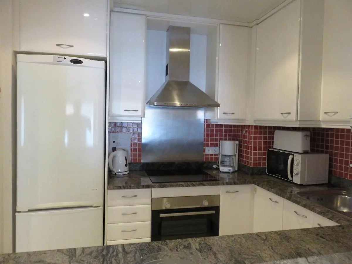 Apartamentos Las Brisas 레스타르티트 0*,