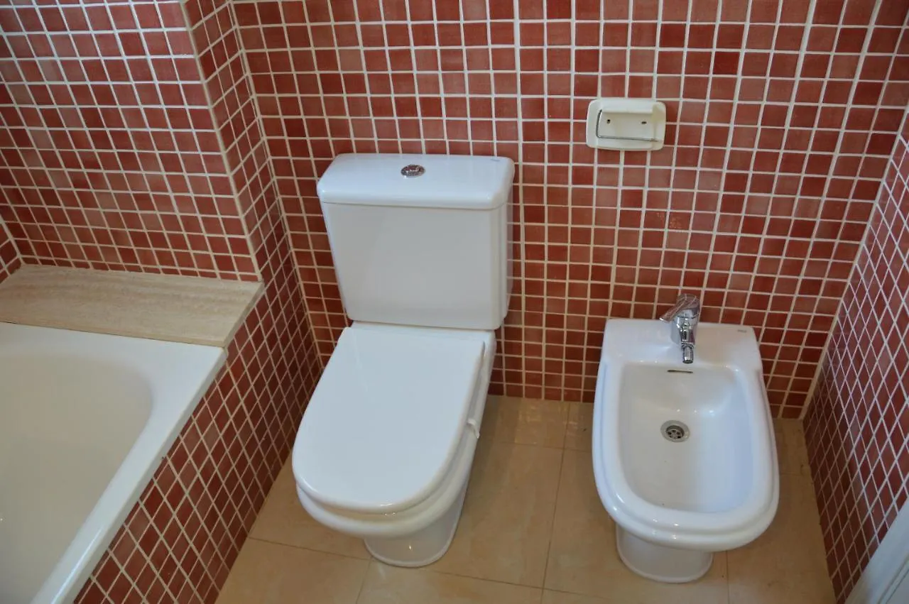 Apartamentos Las Brisas 레스타르티트